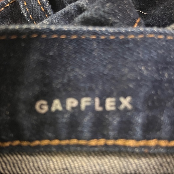 Women's Dark Blue Gap Jeans 👖— Size 31/30 Slim - Picture 5 of 5